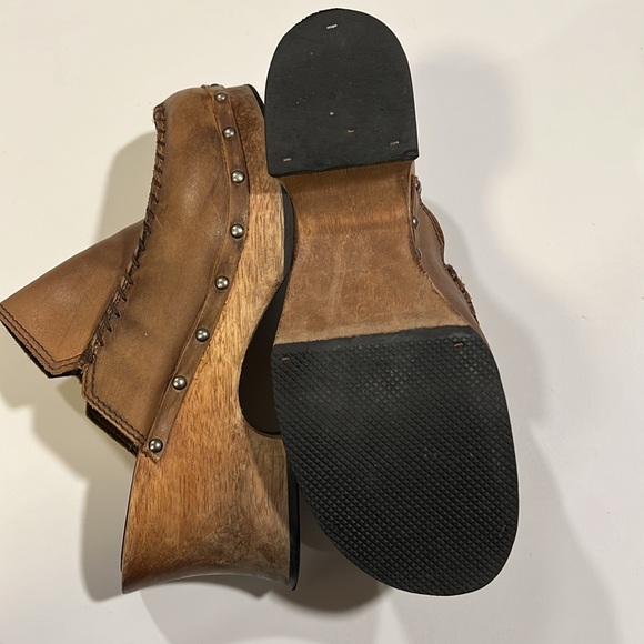 Candies - 9, block wooden heel, leather slip on clogs, 90s - Picture 3 of 12